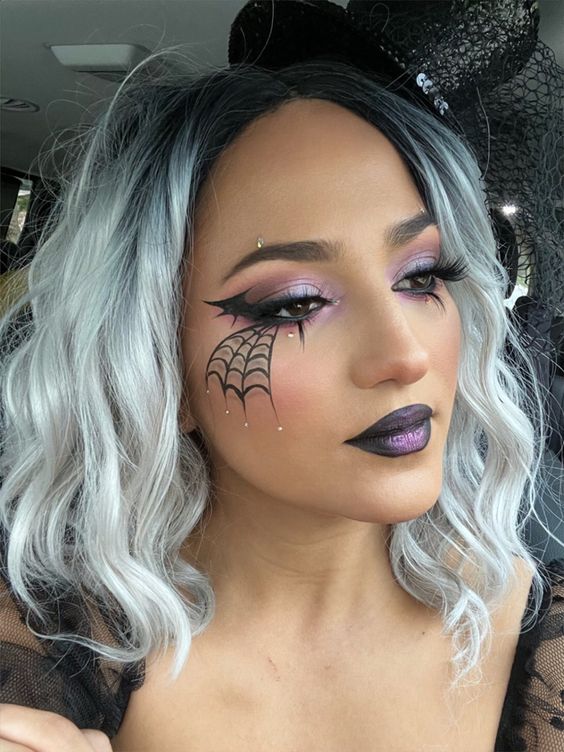 Create Spooky Bat Wing Eyeliner for Halloween